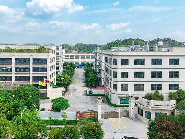 关于商业和花园种植者的Rovis制造商